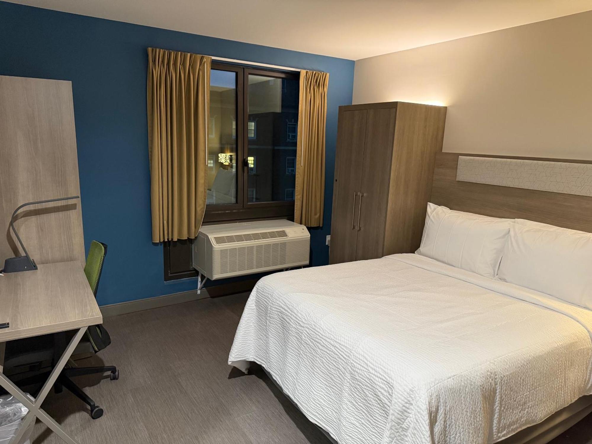 Holiday Inn Express & Suites New York Exteriér fotografie