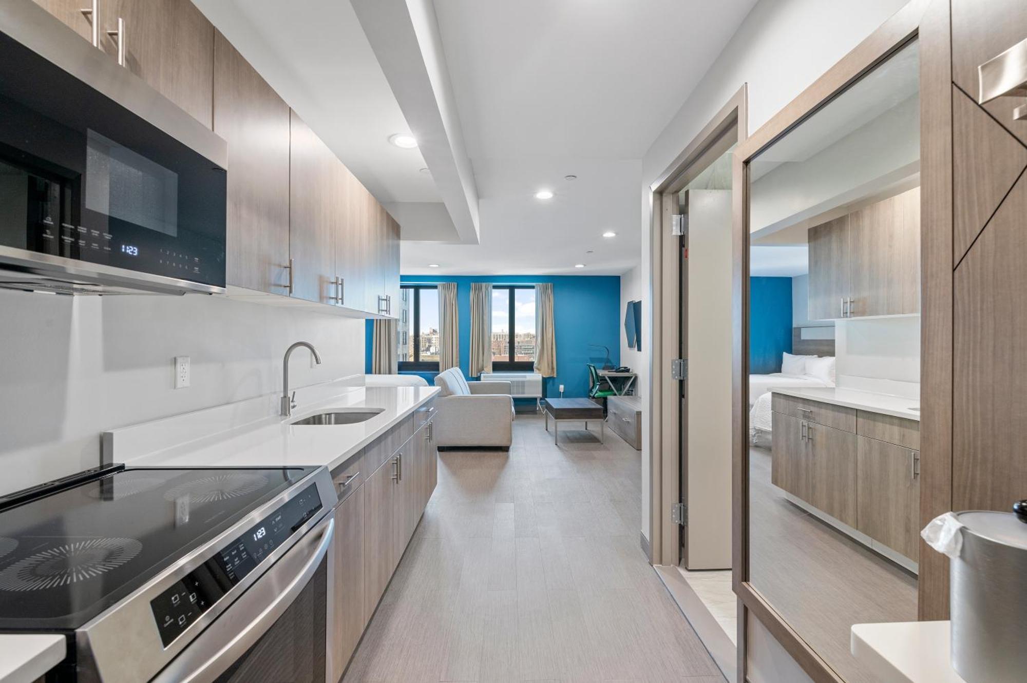Holiday Inn Express & Suites New York Exteriér fotografie